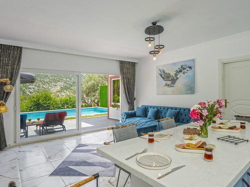  gece  -  Kasım
  | Kalkan İslamlar'da Jakuzili, Muhafazakar Villa: Doğayla İç İçe Tatil